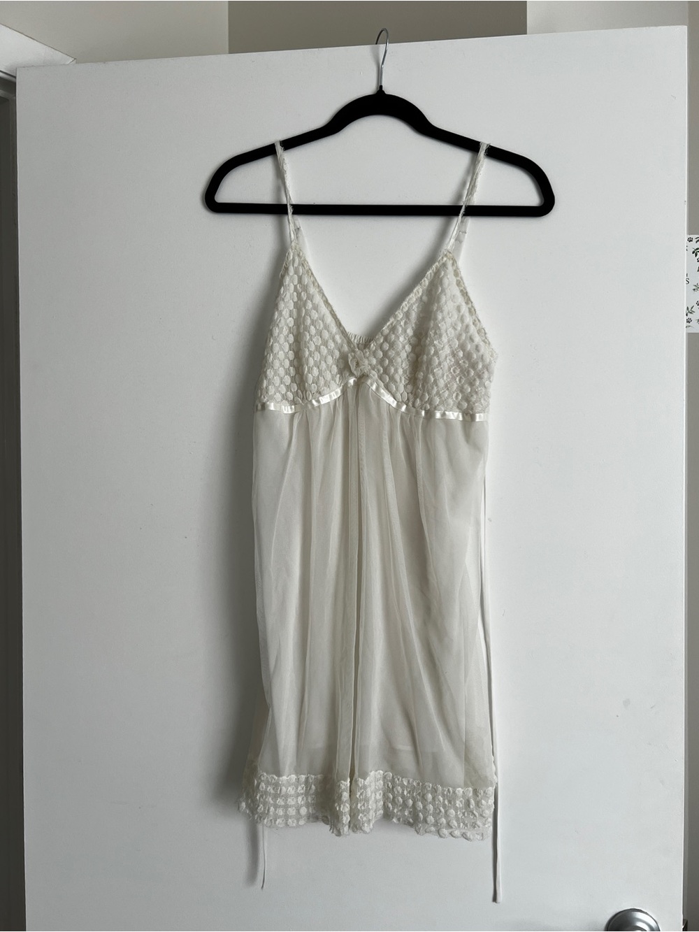 Oscar de la Renta Cream Lace-Trim Slip